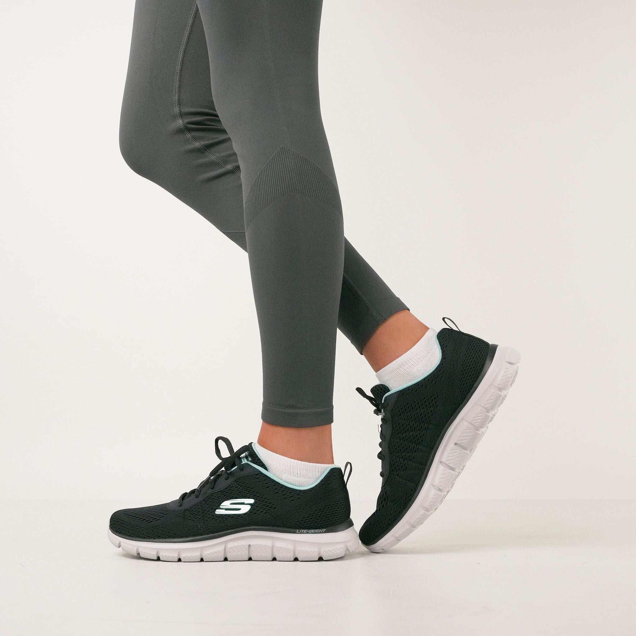 New skechers womens trainers online